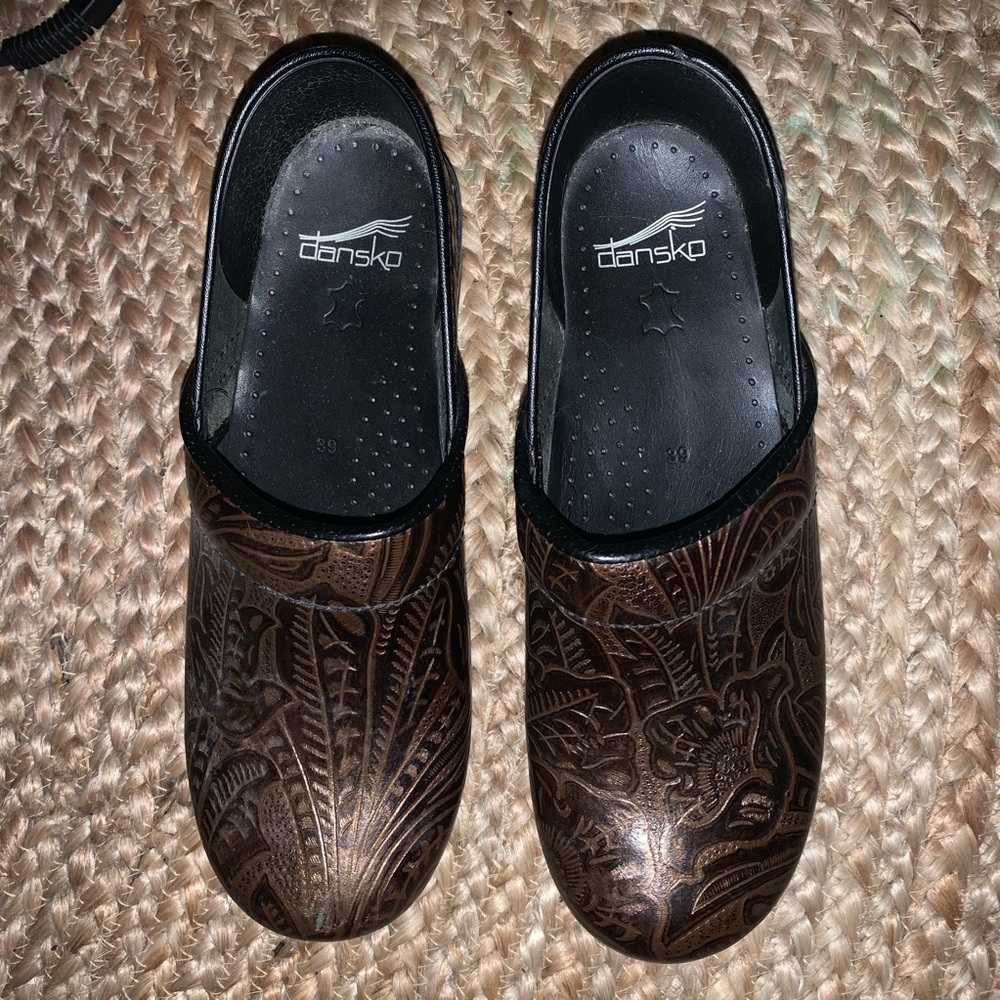 Dansko clog